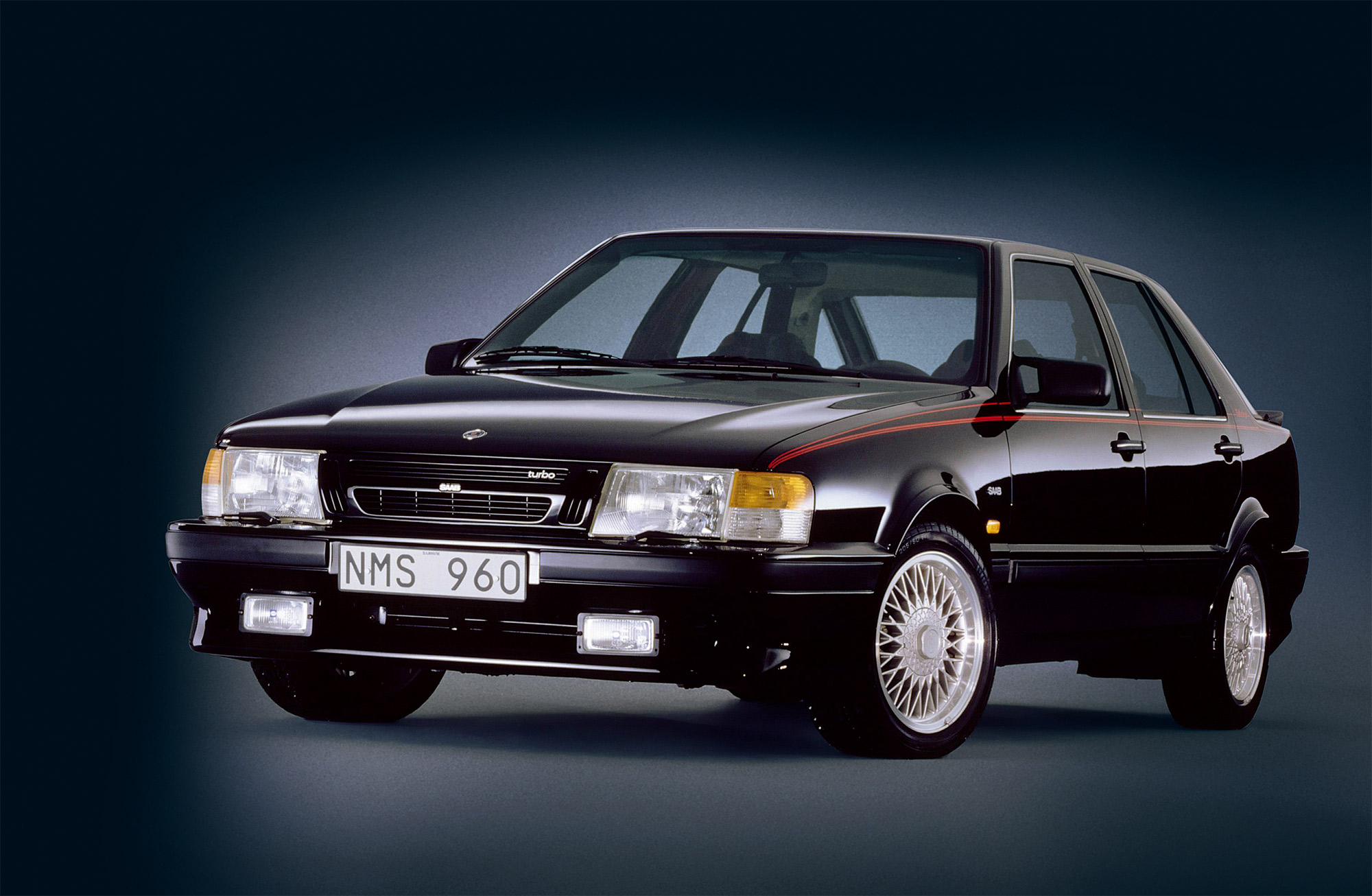 Vi granskar klassikern: Saab 9000
